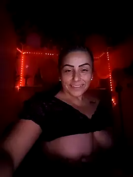 maynor_1998 live XXX chat