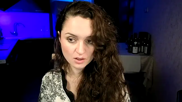 Cerann1 Adlı Modelin Canlı XXX Sohbeti