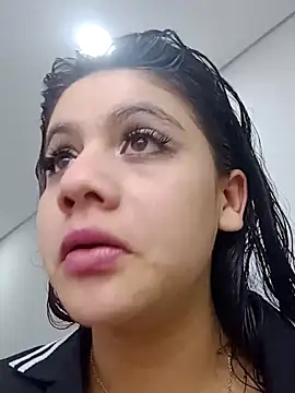 Julieth_brown_: απευθείας συνομιλία ΧΧΧ