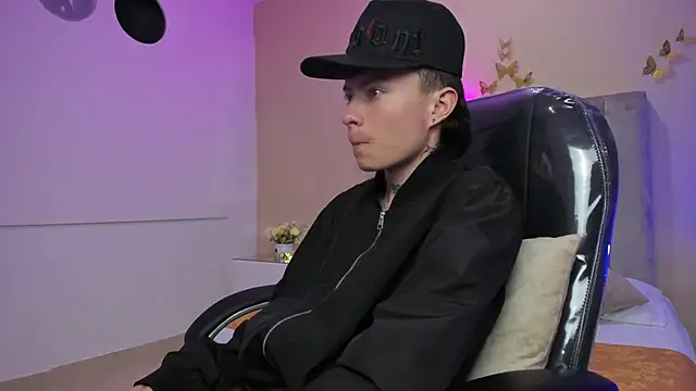 Nascary_Fox élő XXX-chatje