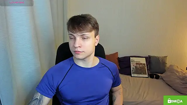 handsome_guy01 élő XXX-chatje