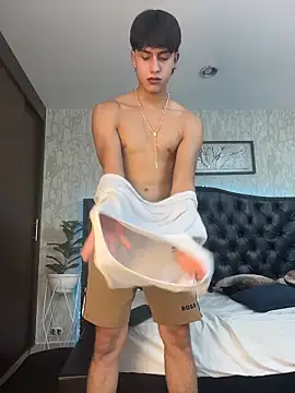 دردشة Lander_Cruz الجنسية المباشرة