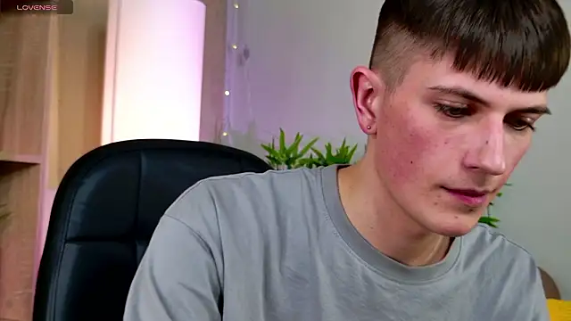 دردشة Rony_Joy الجنسية المباشرة