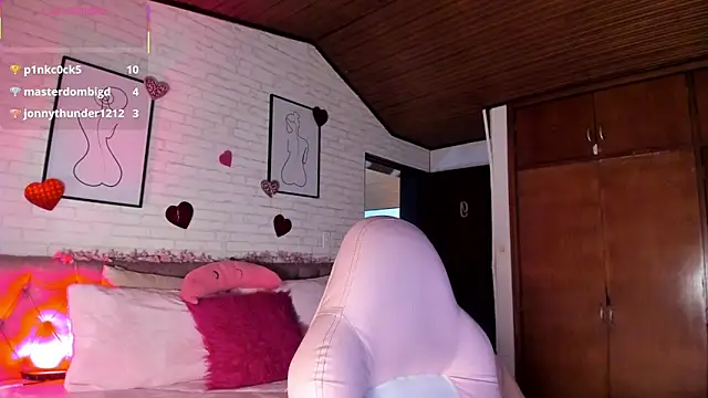 BarbieHannaB 라이브 XXX 채팅