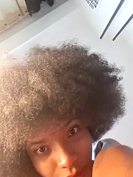 Онлайн чат XXX Ebony_love07