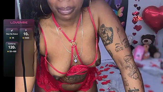 Browneyedxbhab 现场XXX聊天