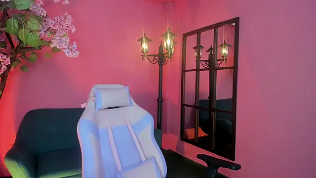 Chat XXX en directo de EmilyReddoll