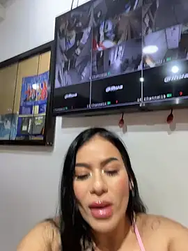 Miah_gomez_ Live XXX-chat