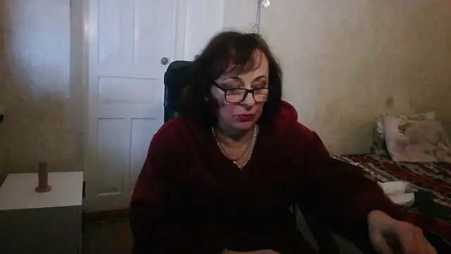 Julia54391's Live XXX Chat