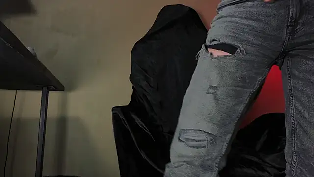 Vincent_Hardman: онлайн-секс-чат