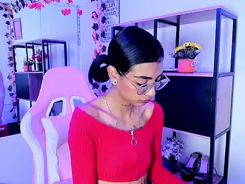 KarlaSlutSkinny__'s Live XXX Chat