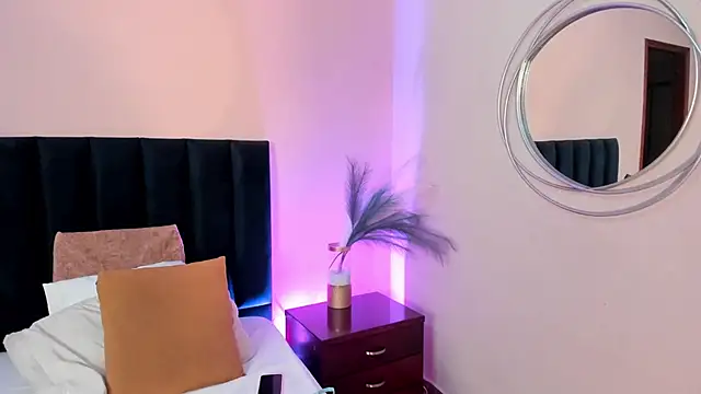 Czat XXX na żywo – VaiaLowell