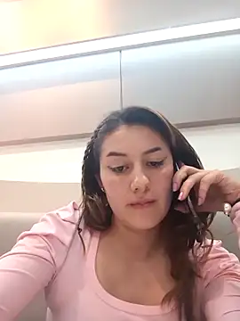 LuisaLean's Live XXX Chat