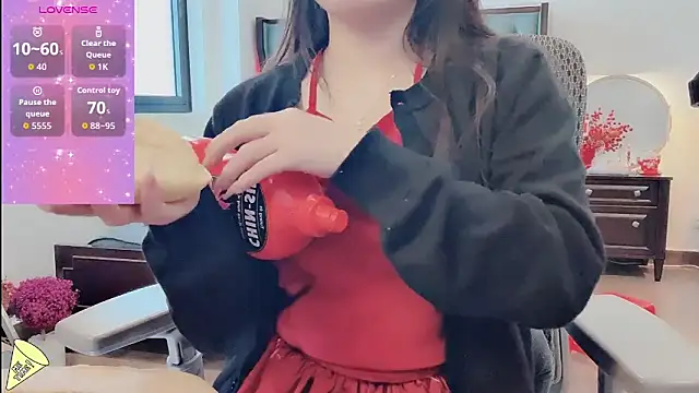 แชท XXX สดของ Caryln-Bun