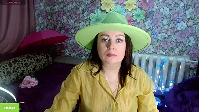 Julia-ru Adlı Modelin Canlı XXX Sohbeti