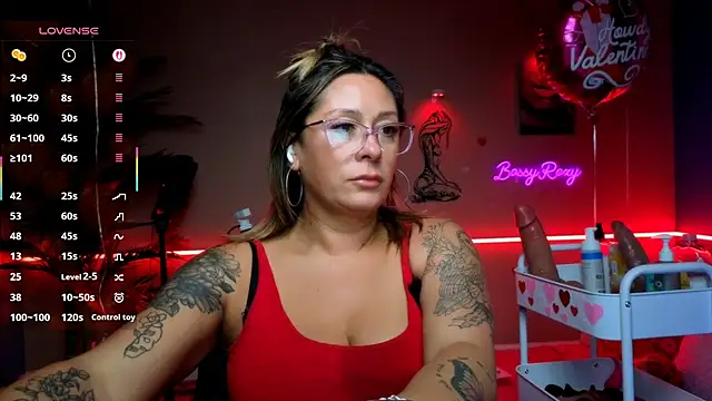 แชท XXX สดของ bossyroxy84