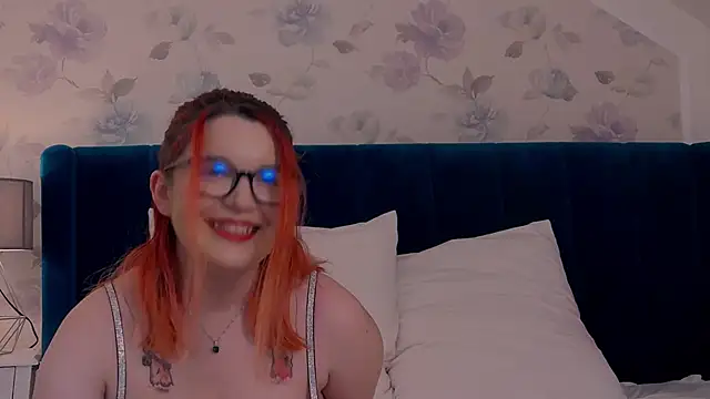 Chat +18 de KailyKay ao vivo