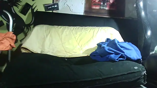 ILOVEhairywoman Show in webcam