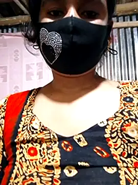 Hot_Sweeti webkamerás műsora