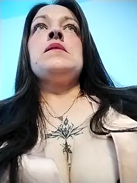 แชท XXX สดของ Ivanna_Greey1