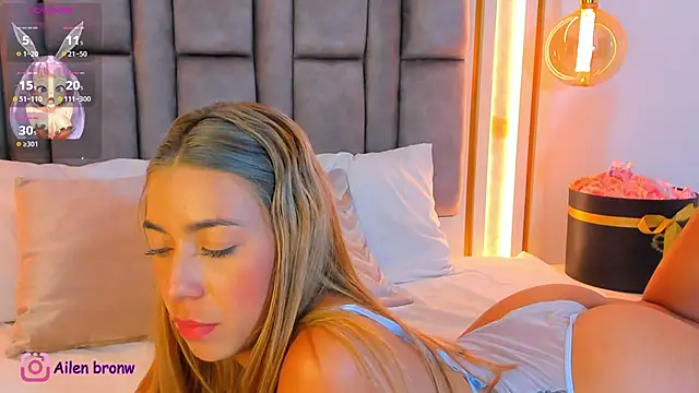 elianabrownのライブXXXチャット