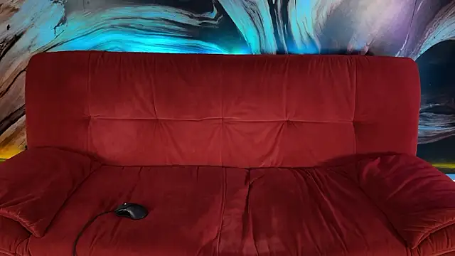 Show modela I_origins na web-kameri