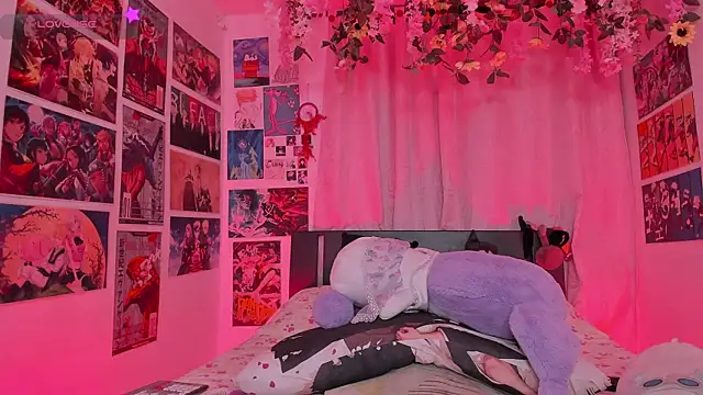 Živý XXX chat MissCurvyTop