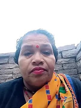 Manavi_x 在線直播表演