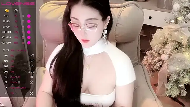 Monica-666888- Chat XXX live