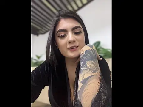 Živý XXX chat IrisBaker