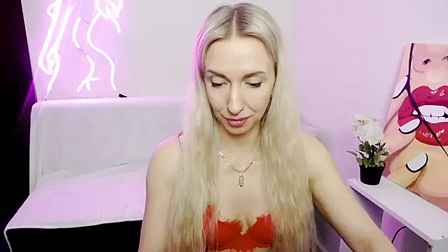 Chat XXX ao vivo de Cute_Smile_Shy