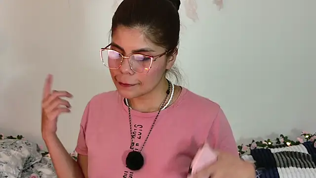 cutehanna1 Chat XXX in diretta