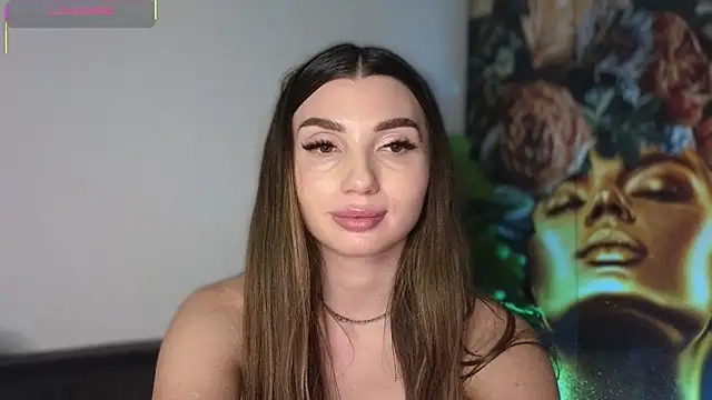 ReyaSophia Chat XXX in diretta