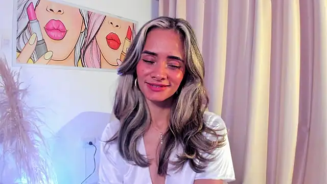 SkiinnyAna Live XXX Chat