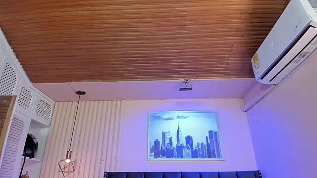 Czat XXX na żywo – viiolett_lee