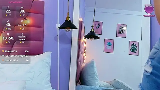 Sembang XXX Secara Langsung hornybarelylegalgirl