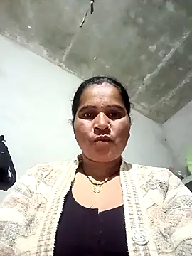 Nm_sanjna 在線直播表演