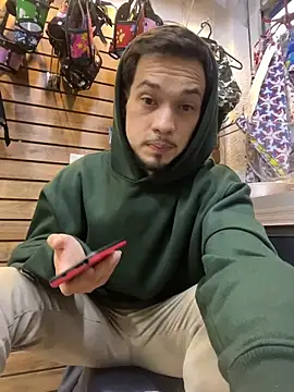 Leonardmoppet 即時 XXX 聊天