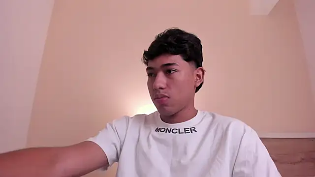 AustinTowers: διαδικτυακό σόου στην κάμερα