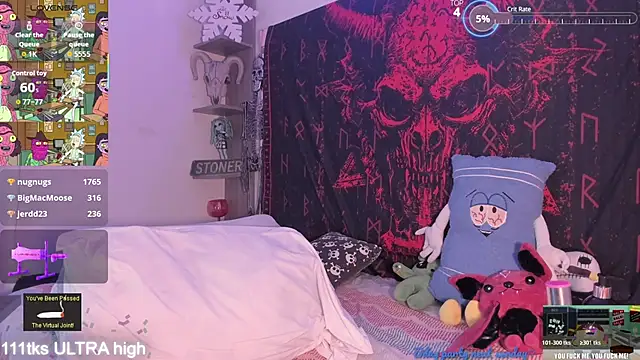 Sarah-Stoner 现场XXX聊天