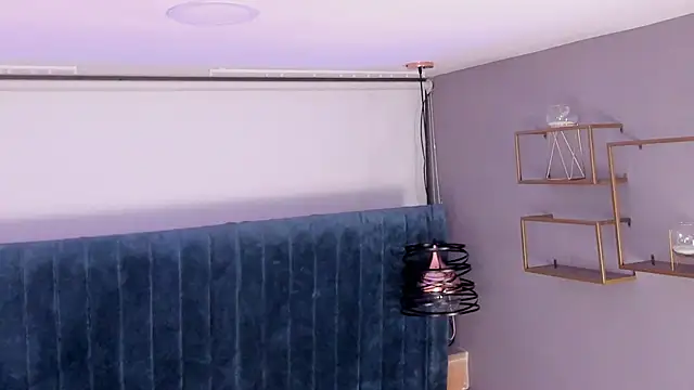 tinaqueen_noa Live XXX Chat