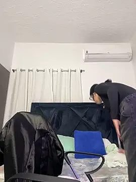 Pokazy przed kamerką – Lily_Woodz