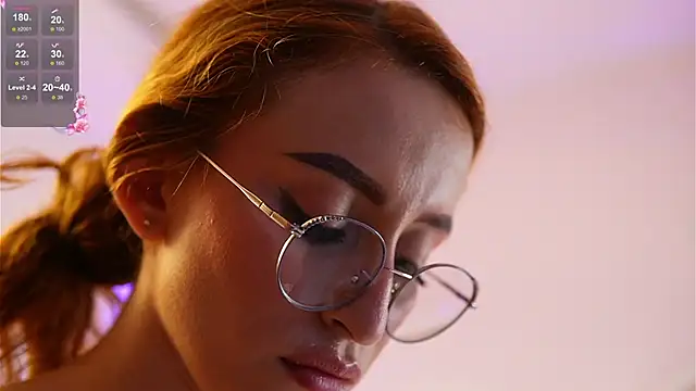 caroline_adams_ Webcam Show