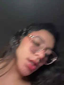 Lia_flowers' Live XXX Chat