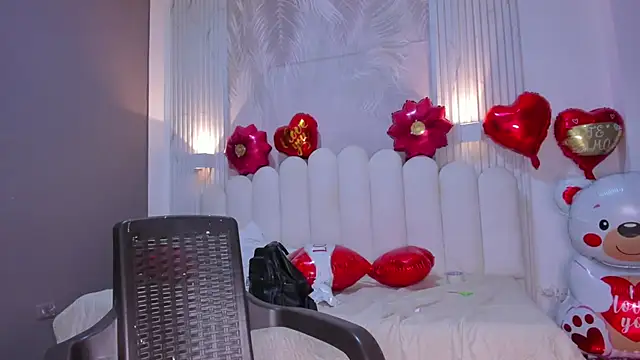 แชท XXX สดของ NastassjaCandy