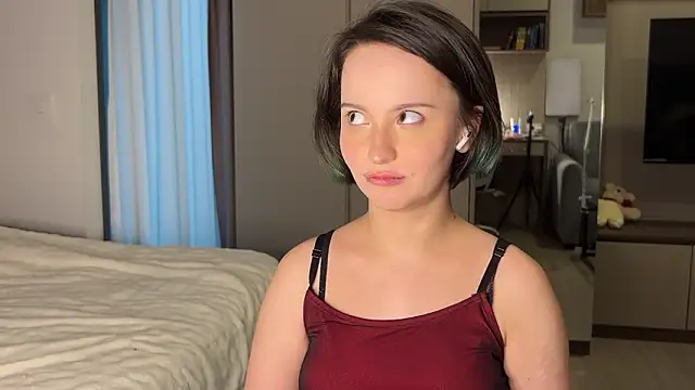 bumble_bee's Live XXX Chat