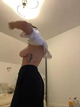 CelineReys Webcam show