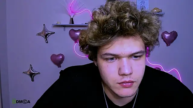 Chatroom XXX en direct de lucas_long_