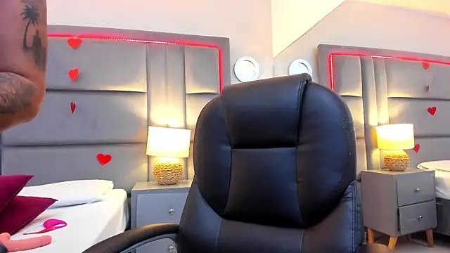 Chatroom XXX en direct de GabyMoreau