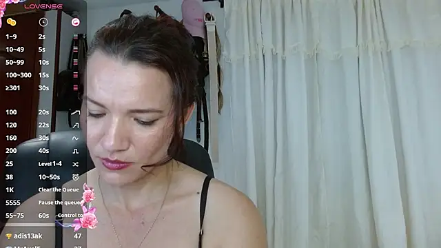 Scarlett_3X Chat XXX live